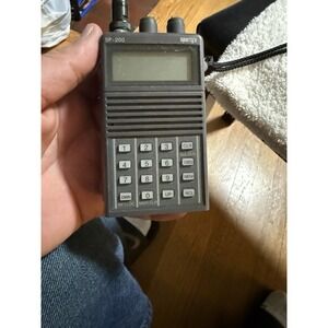 SPORTYS SP-200 HANDHELD AIR BAND TRANSCEIVER READ DESCRIPTION